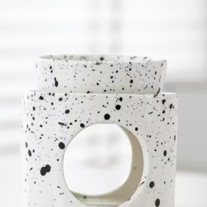 MODERNUS KERAMINIS ETERINIŲ ALIEJŲ DEGIKLIS SU ŽVAKUTE